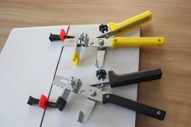 瓷砖找平器多久可以拆(瓷砖找平器多久可以拆卸) 瓷砖找平器多久可以拆(瓷砖找平器多久可以拆卸)