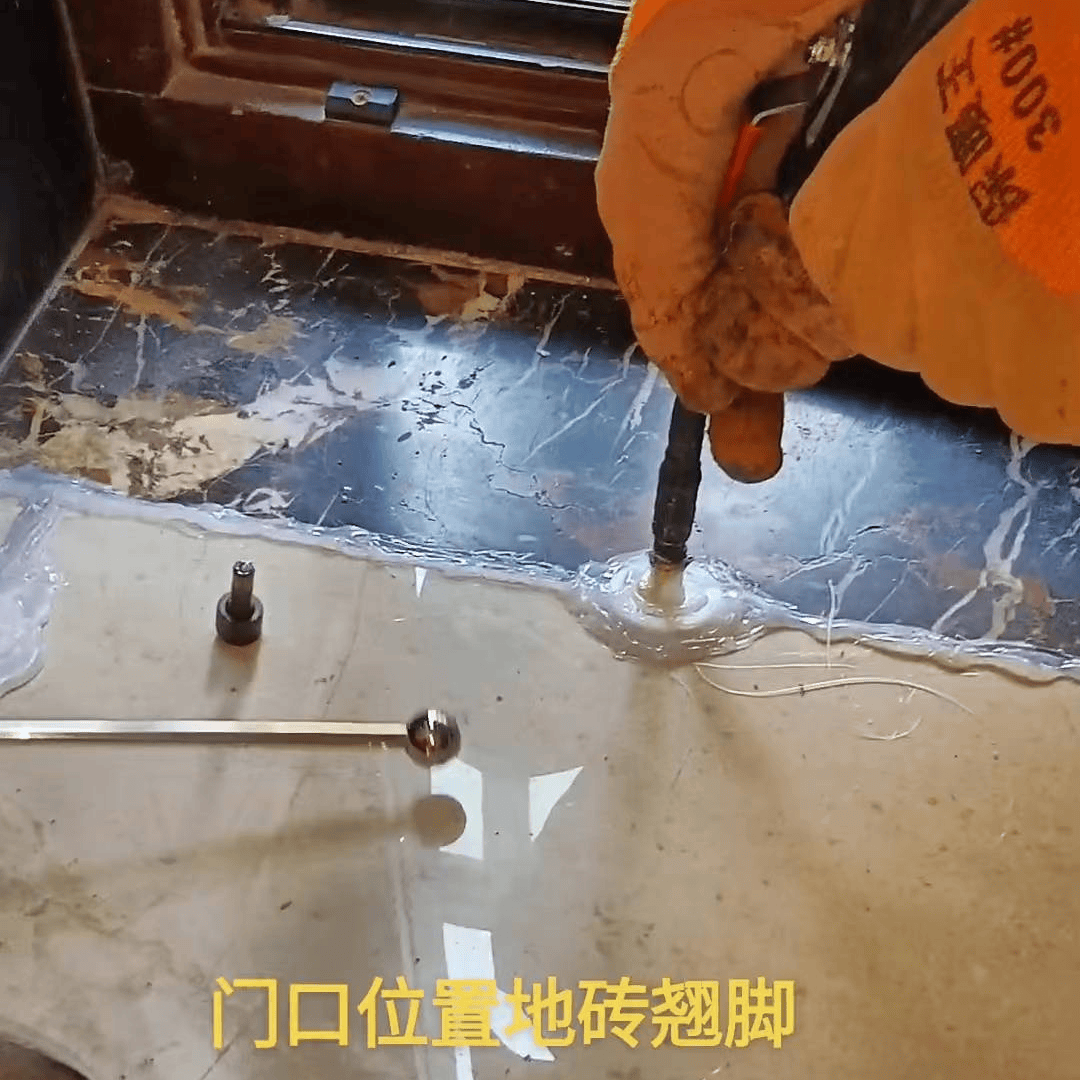 瓷砖墙打孔后怎么修复(墙上打孔瓷砖打烂怎么办) 瓷砖墙打孔后怎么修复(墙上打孔瓷砖打烂怎么办)